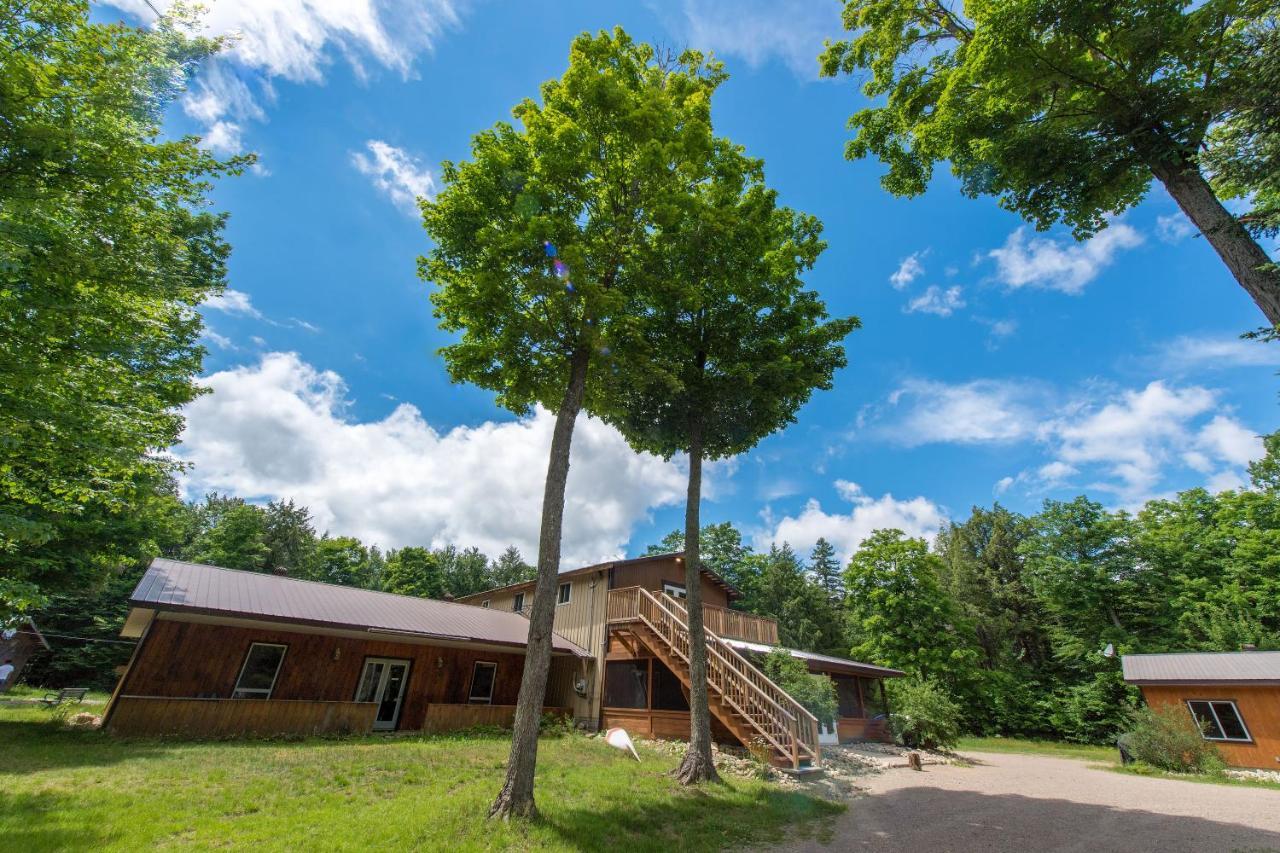 Madawaska Lodge-Cottage Екстер'єр фото