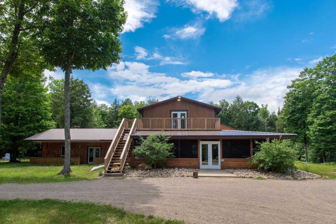 Madawaska Lodge-Cottage Екстер'єр фото