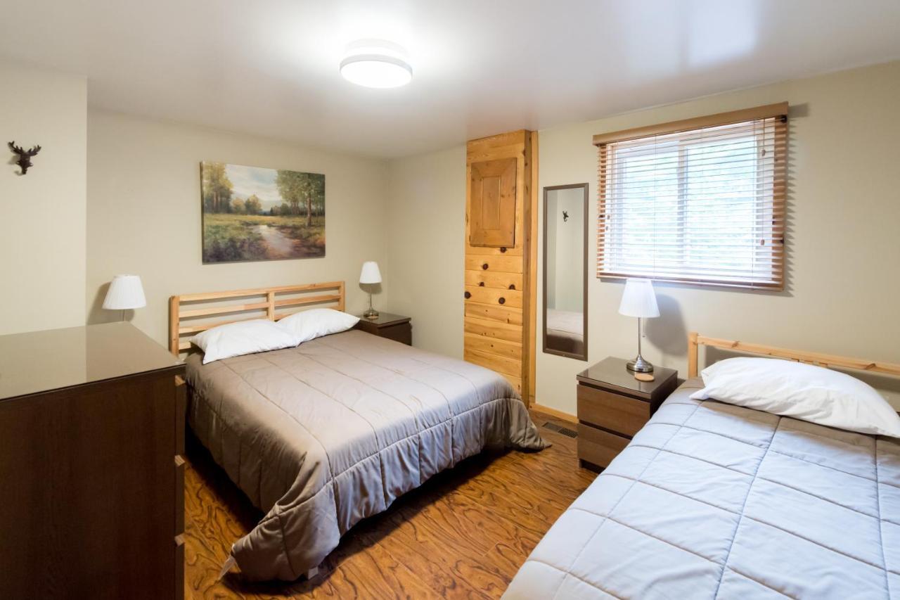 Madawaska Lodge-Cottage Екстер'єр фото