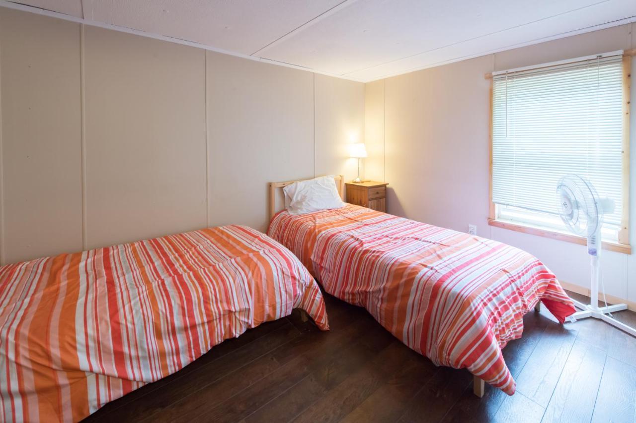 Madawaska Lodge-Cottage Екстер'єр фото