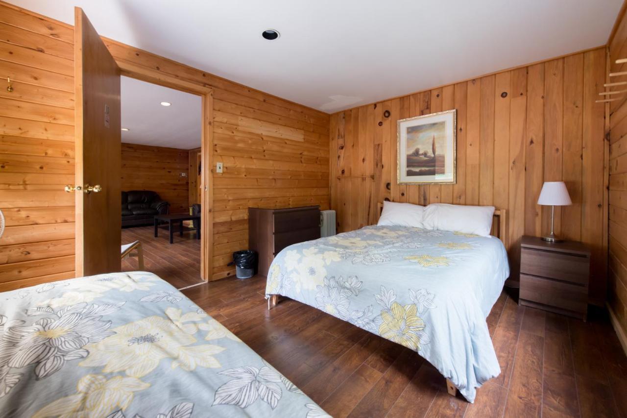 Madawaska Lodge-Cottage Екстер'єр фото