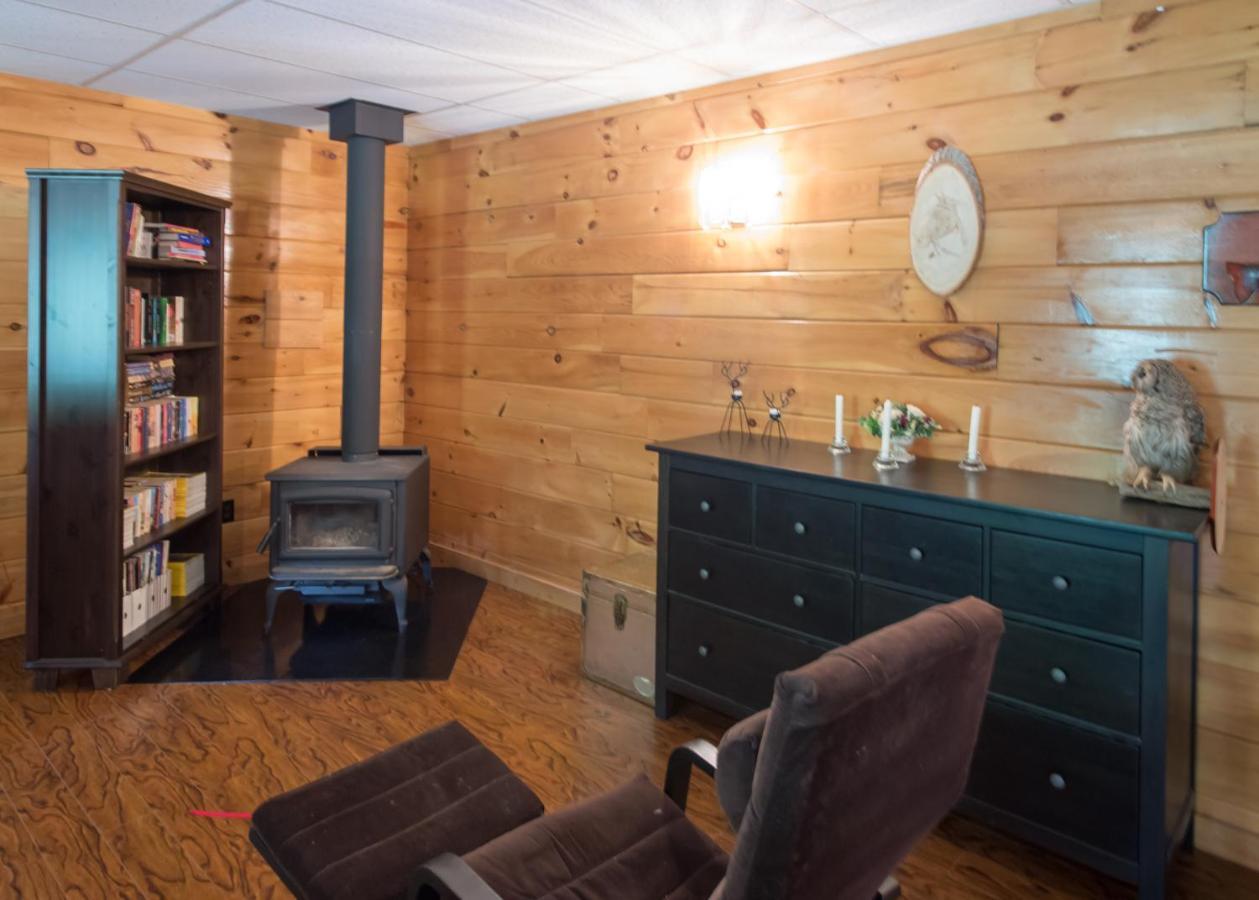 Madawaska Lodge-Cottage Екстер'єр фото